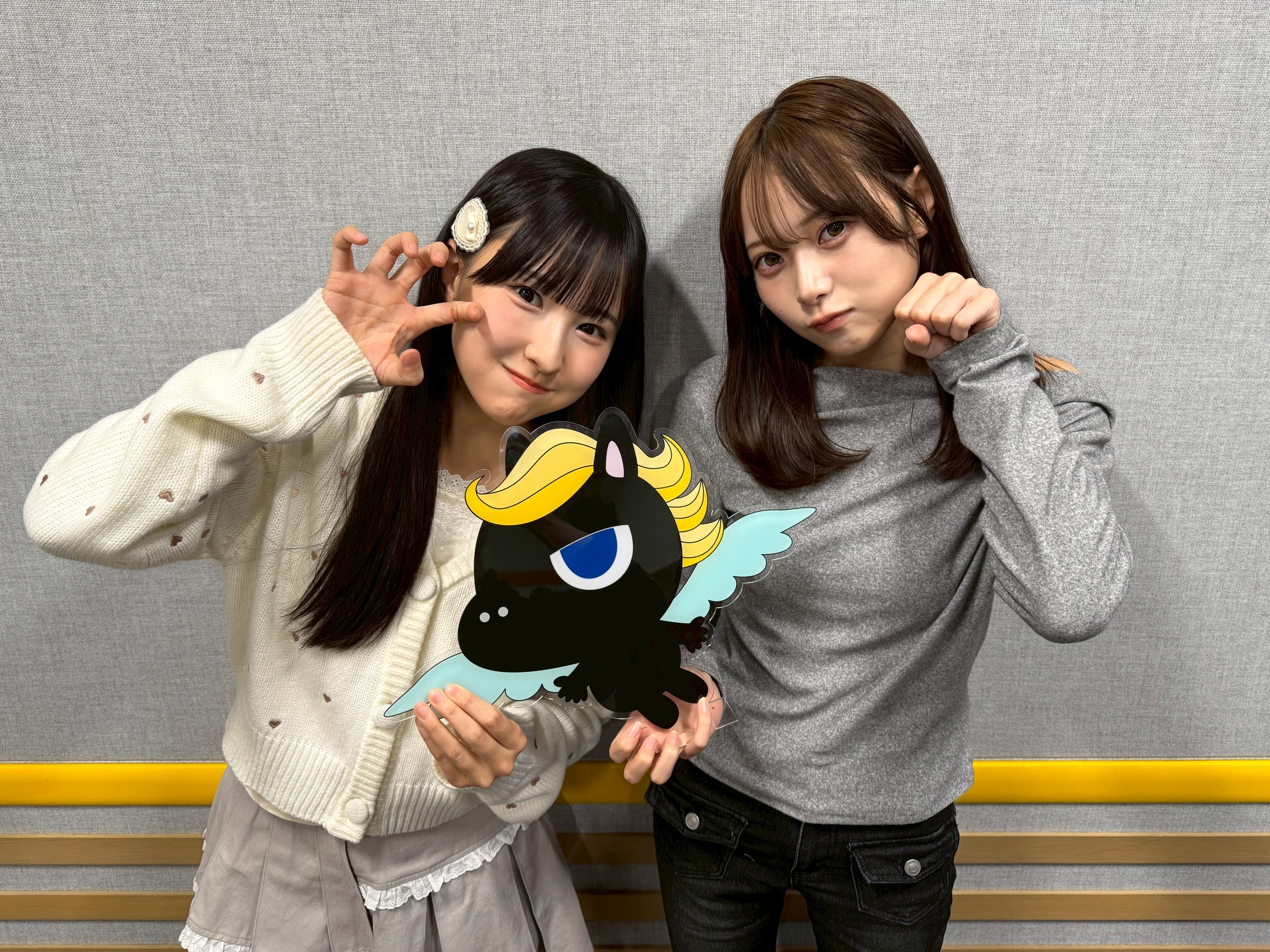12月17日（水）1st ALBUM「見上げるたびに、恋をする。」をリリース